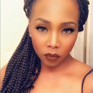 Meet your Posher, Candace